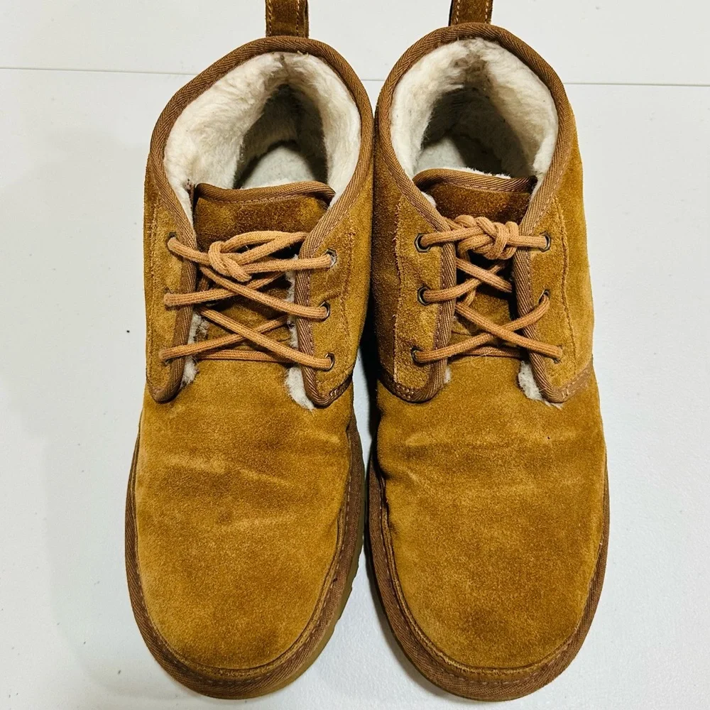 UGG Neumel Lace Up Sheepskin Chukka‎ Boots Men’s Size 12